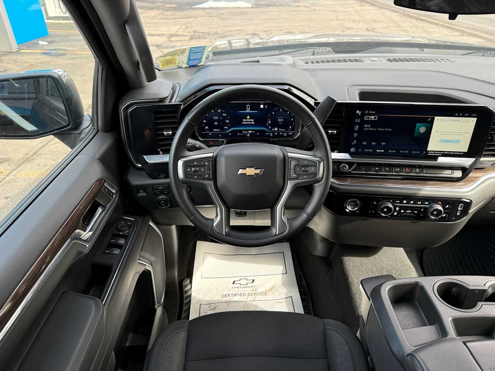 2023 Chevrolet Silverado 1500 LT (2FL)