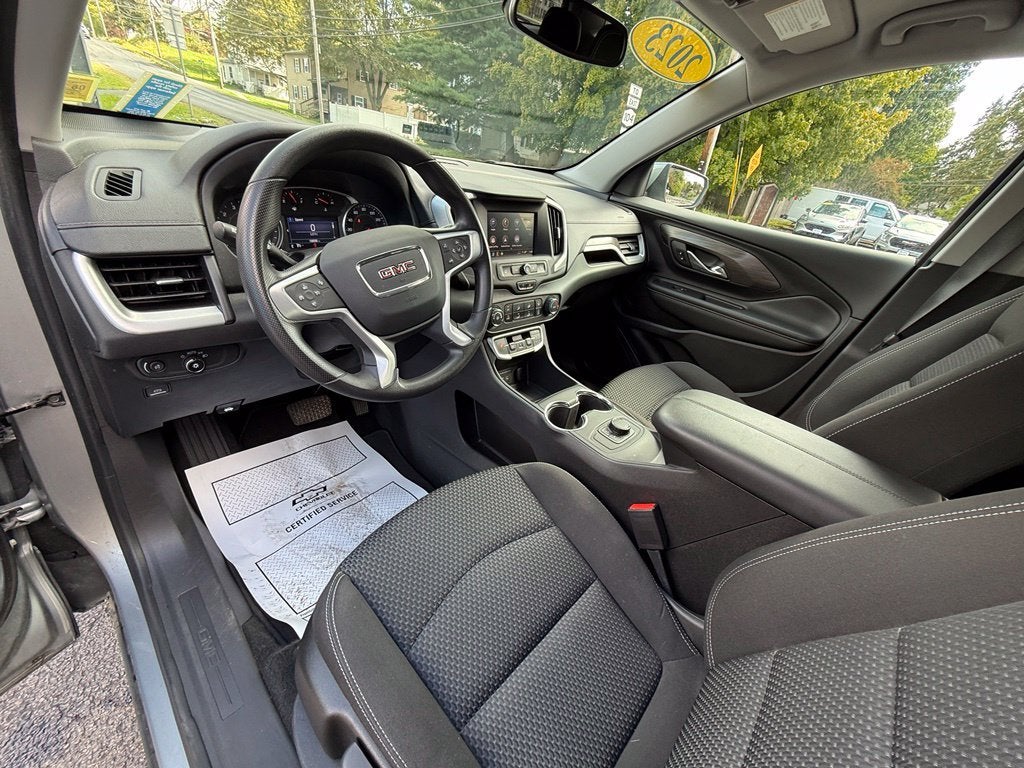 2023 GMC Terrain SLE