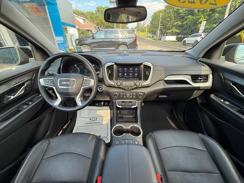 2023 GMC Terrain SLT