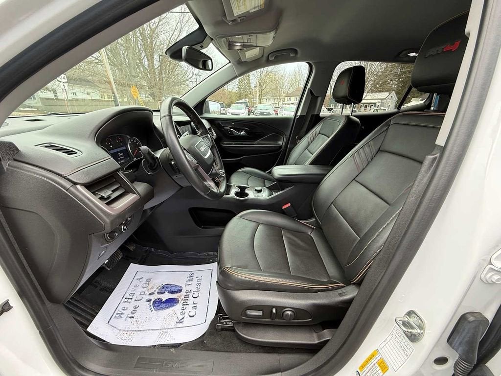 2023 GMC Terrain AT4