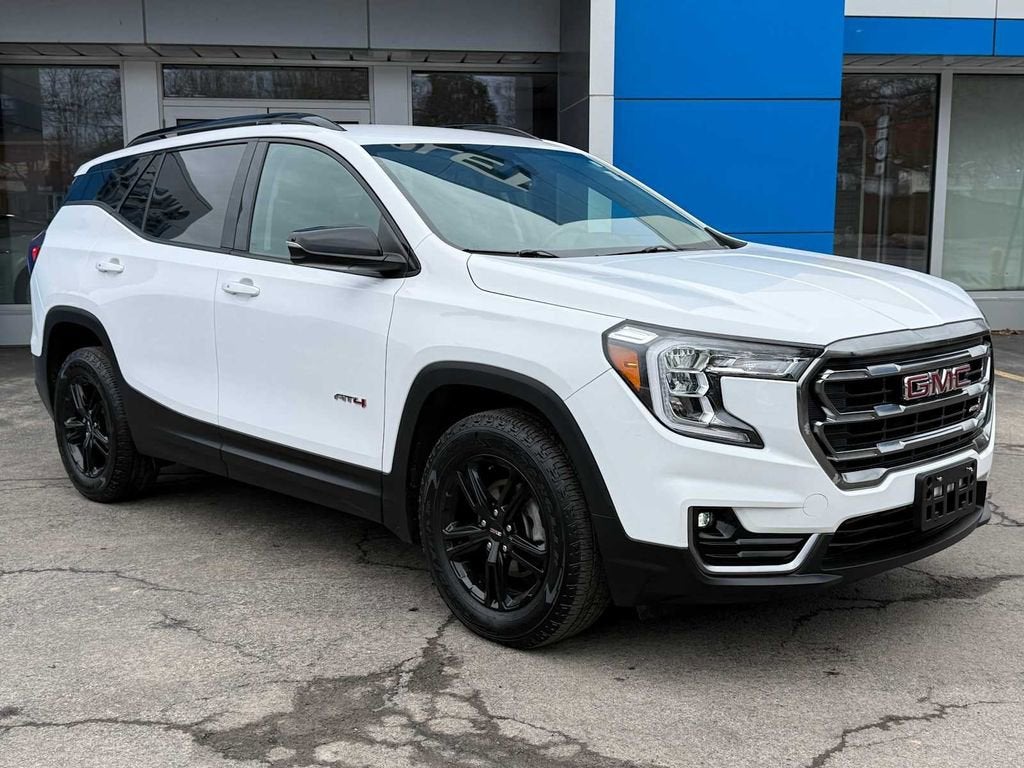 2023 GMC Terrain AT4