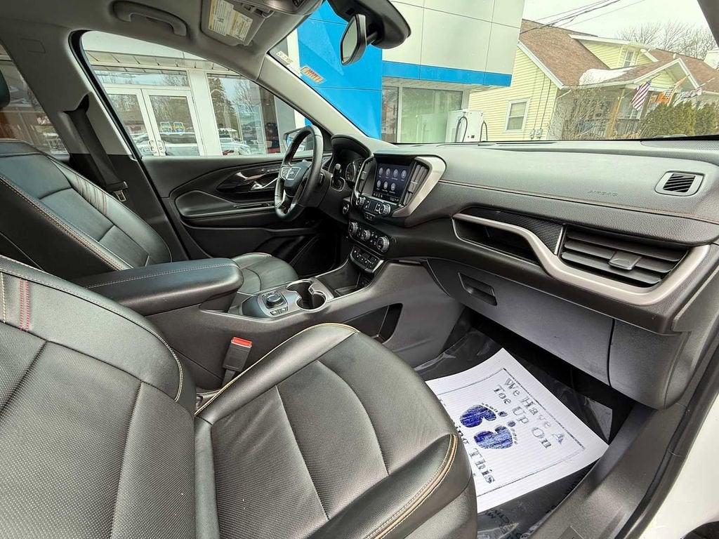 2023 GMC Terrain AT4