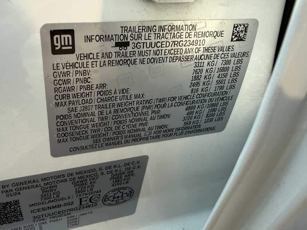 2024 GMC Sierra 1500 Elevation