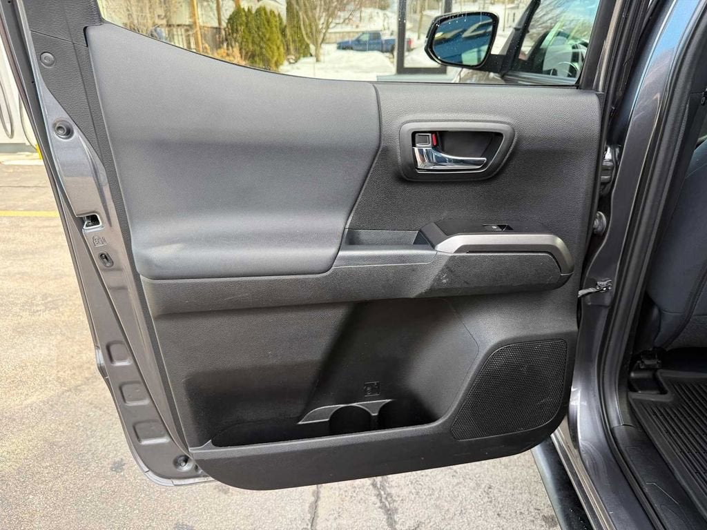 2021 Toyota Tacoma TRD Off-Road