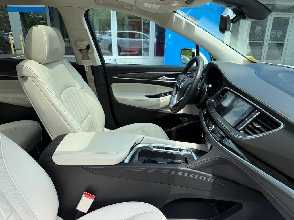 2022 Buick Enclave Avenir