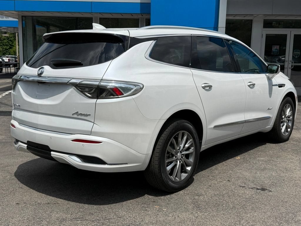 2022 Buick Enclave Avenir