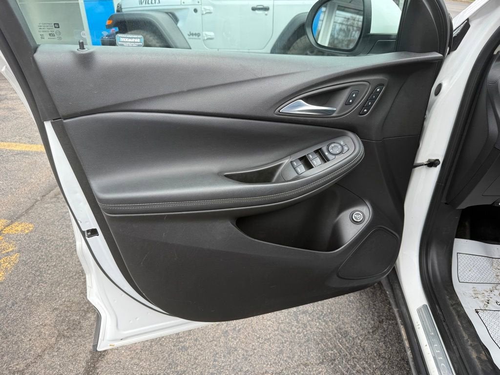 2022 Buick Encore GX Essence