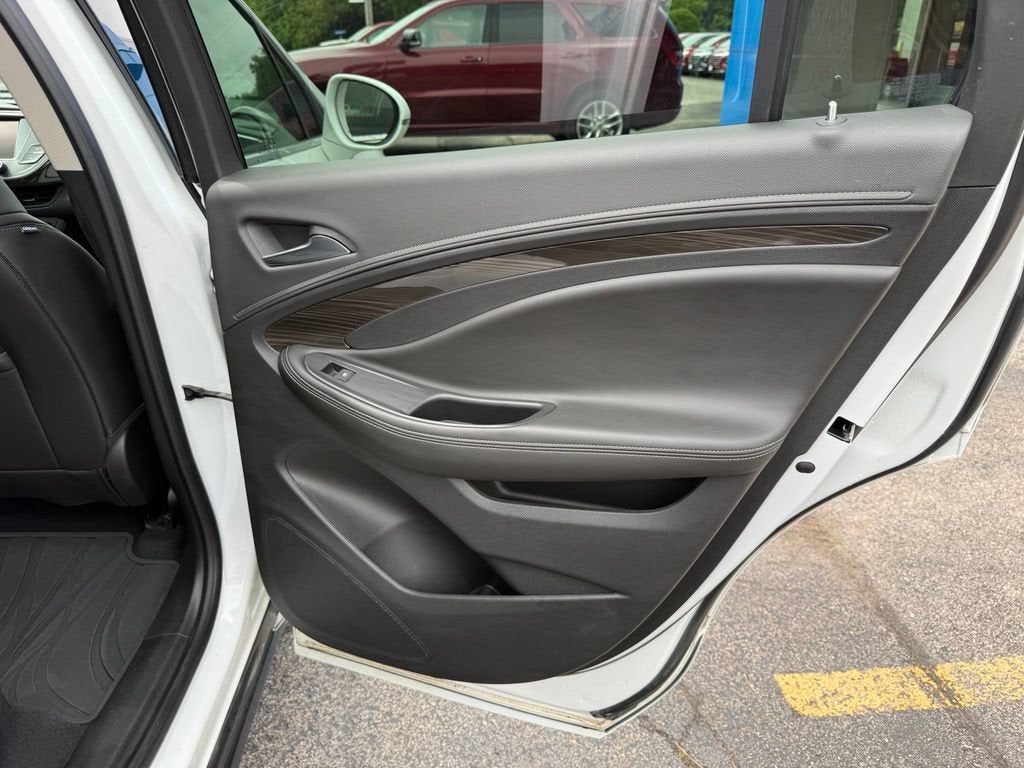 2020 Buick Envision Essence