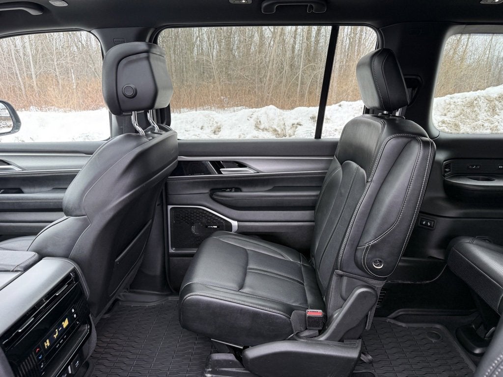 2024 Jeep Wagoneer L Series II Carbide