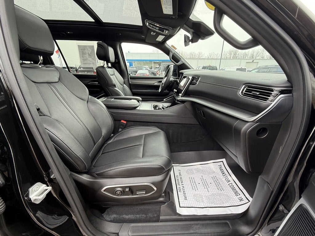 2024 Jeep Wagoneer L Series II Carbide