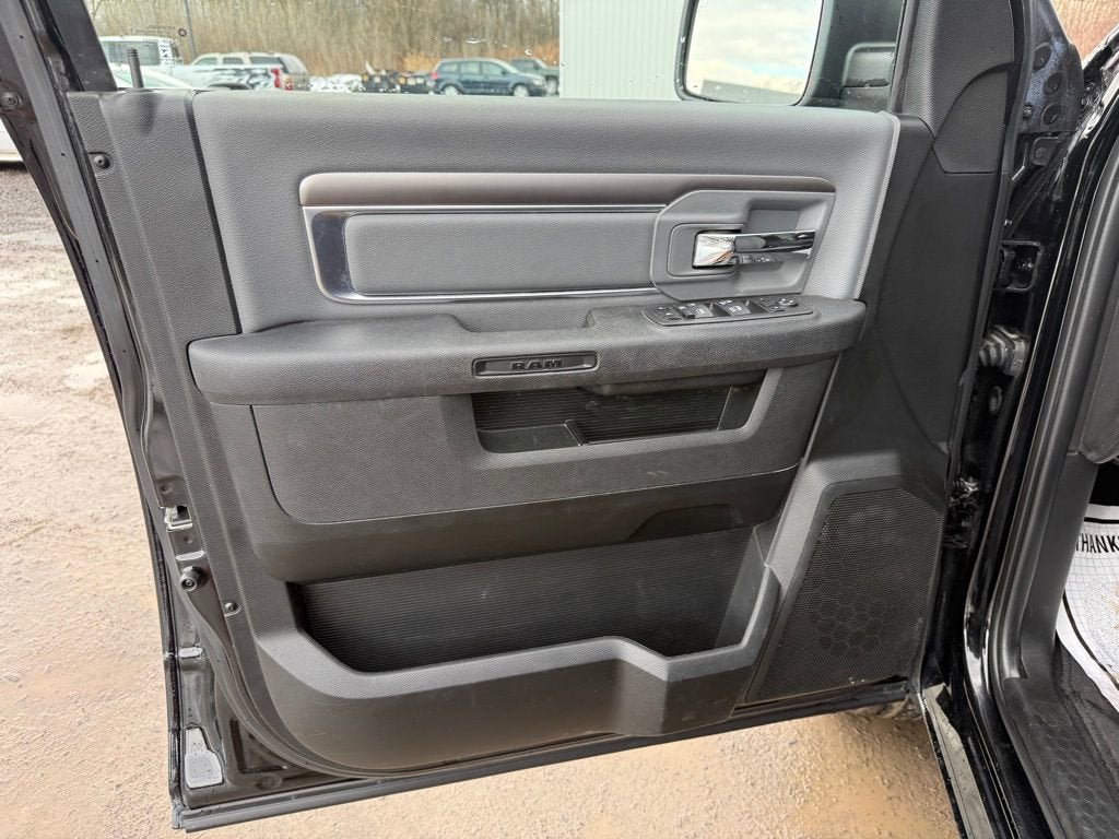 2022 RAM 1500 Classic SLT