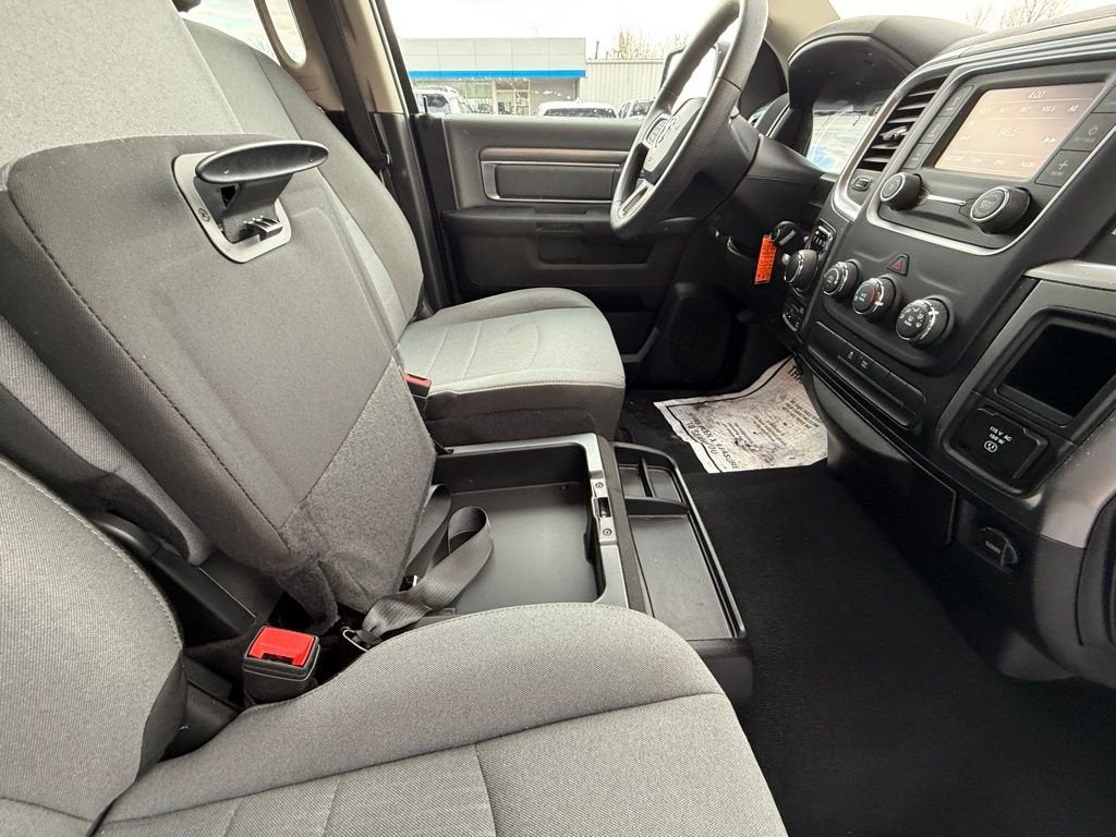 2022 RAM 1500 Classic SLT