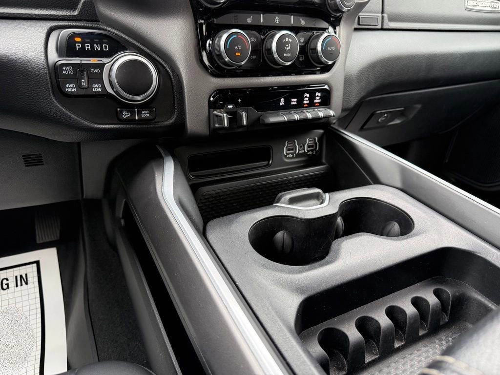 2022 RAM 1500 Big Horn Quad Cab 4x4 6'4" Box