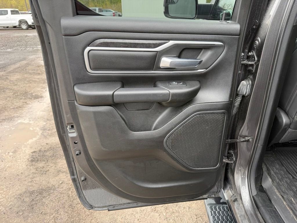 2022 RAM 1500 Big Horn Quad Cab 4x4 6'4" Box