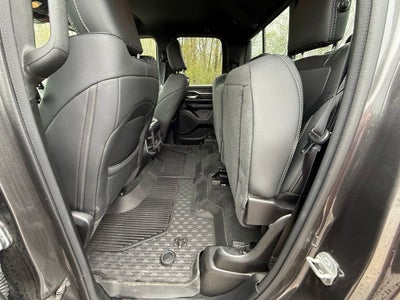 2022 RAM 1500 Big Horn Quad Cab 4x4 6'4" Box