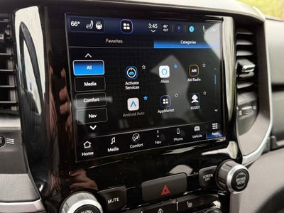 2022 RAM 1500 Big Horn Quad Cab 4x4 6'4" Box