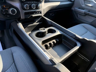 2020 RAM 1500 Big Horn Crew Cab 4x4 5'7" Box