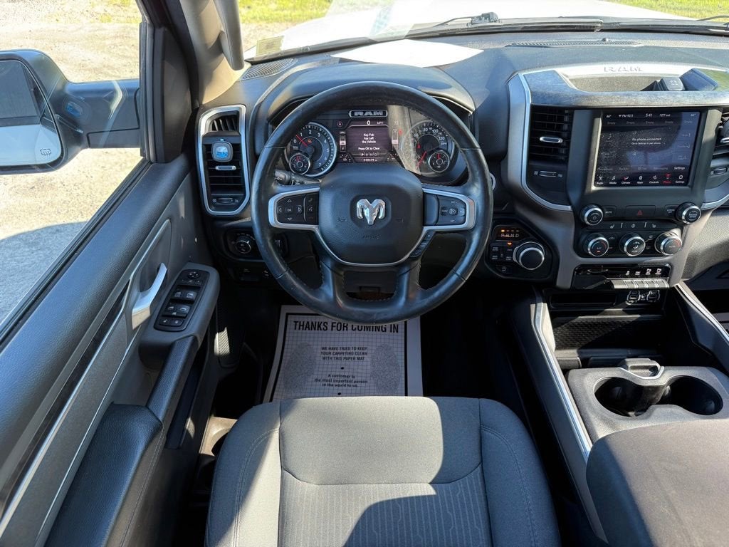 2020 RAM 1500 Big Horn Crew Cab 4x4 5'7" Box