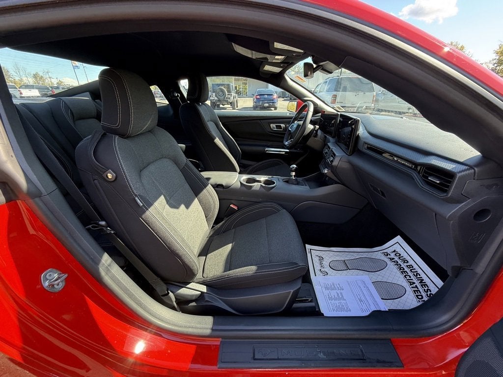 2024 Ford Mustang GT Fastback