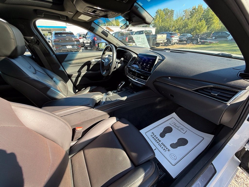 2023 Cadillac CT5 Sport