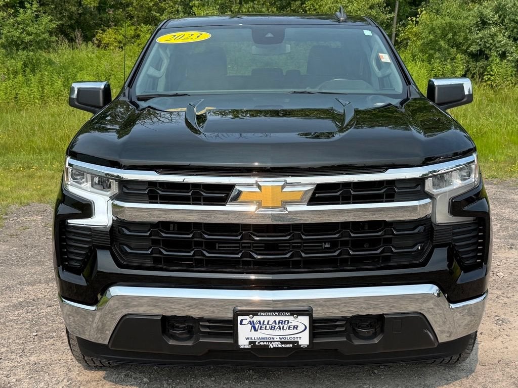 2023 Chevrolet Silverado 1500 LT (2FL)