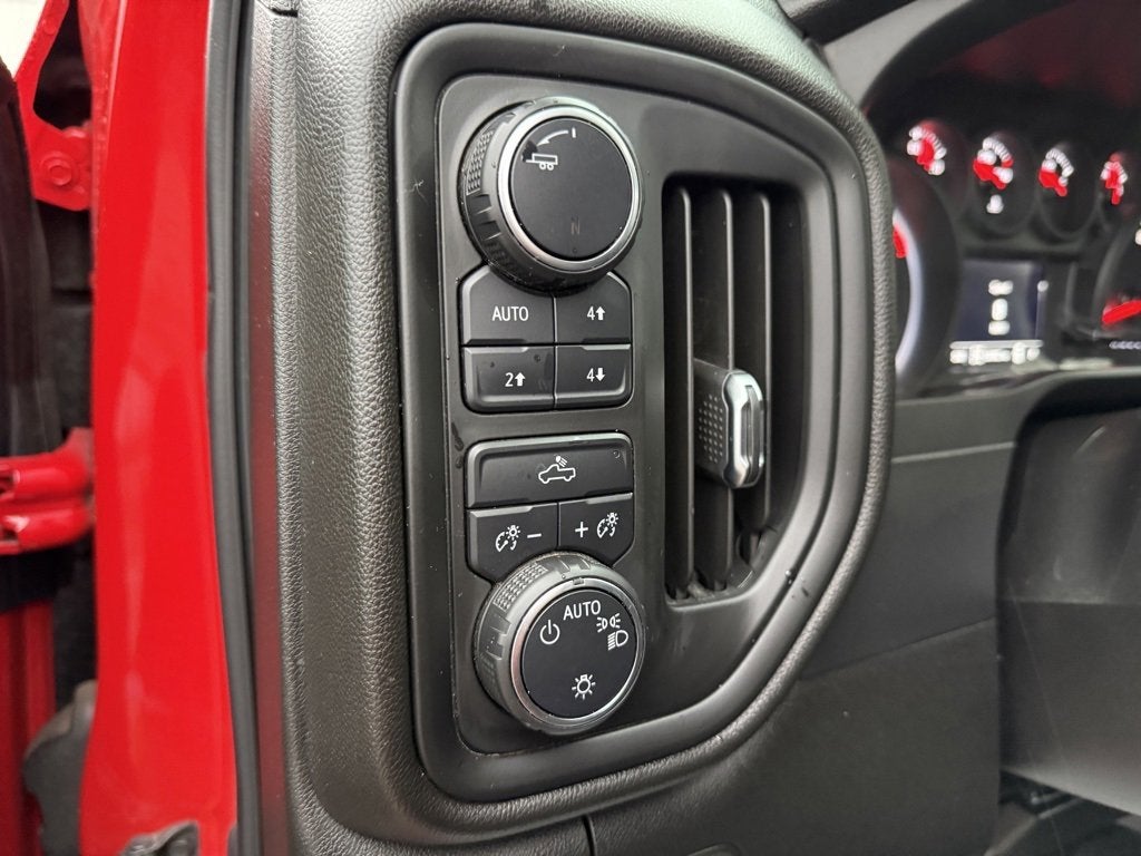 2021 Chevrolet Silverado 1500 Custom Trail Boss