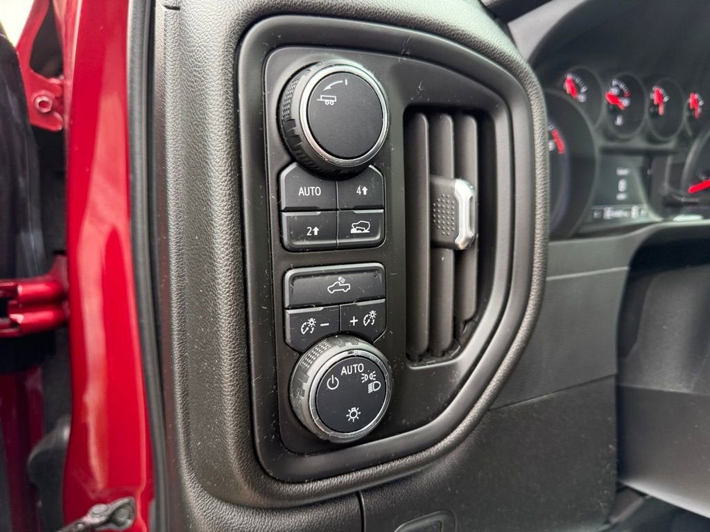 2020 Chevrolet Silverado 1500 Custom