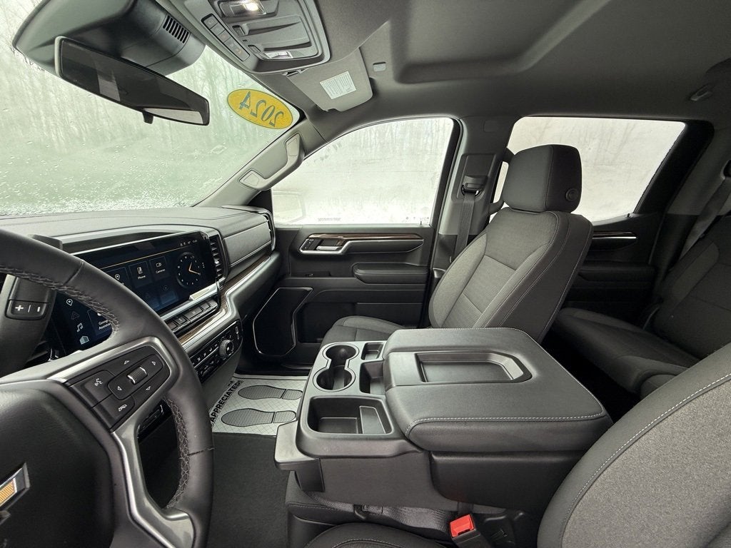 2024 Chevrolet Silverado 1500 LT