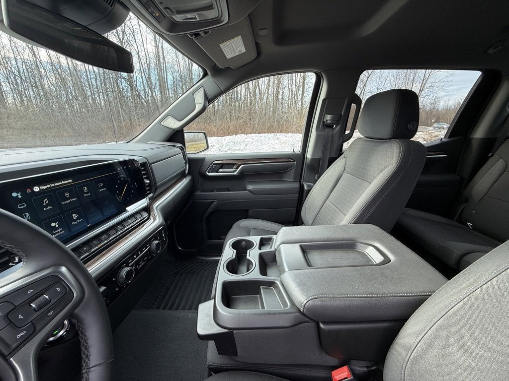 2025 Chevrolet Silverado 1500 LT