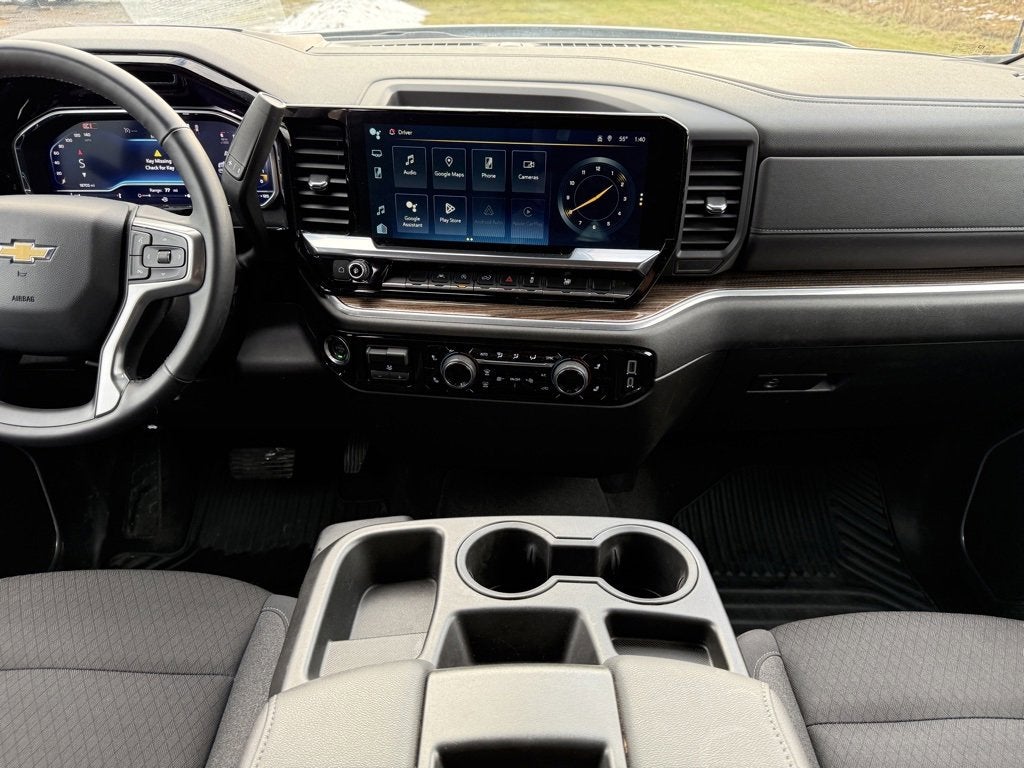 2025 Chevrolet Silverado 1500 LT