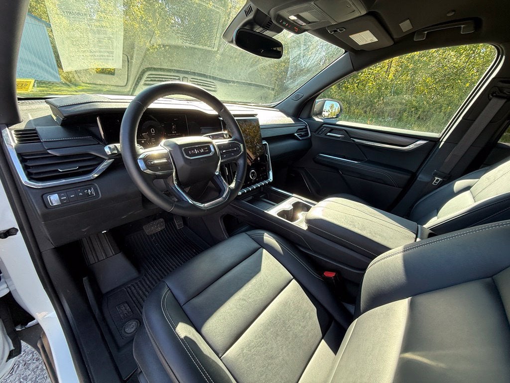 2024 GMC Acadia Elevation