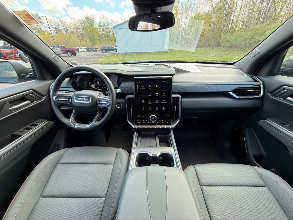 2024 GMC Acadia AT4
