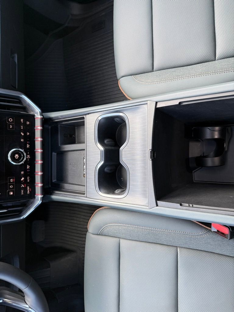 2024 GMC Acadia AT4