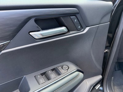 2024 GMC Acadia AT4