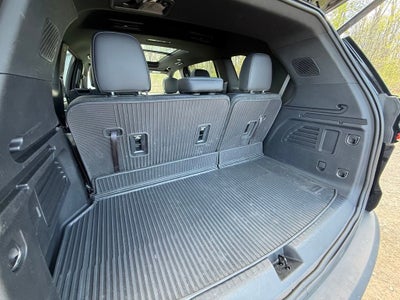 2024 GMC Acadia AT4