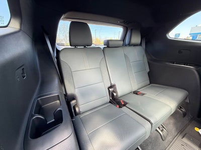 2024 GMC Acadia AT4