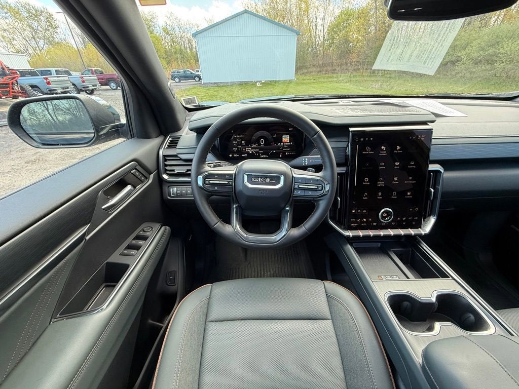 2024 GMC Acadia AT4