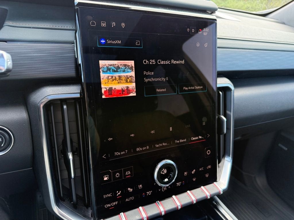 2024 GMC Acadia AT4