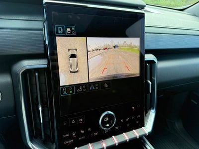 2024 GMC Acadia AT4