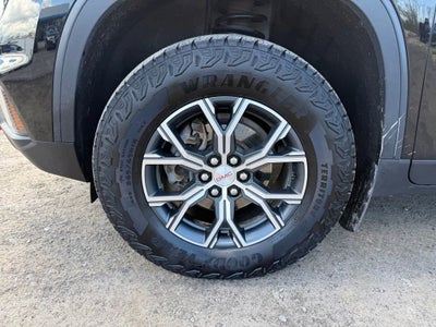 2024 GMC Acadia AT4