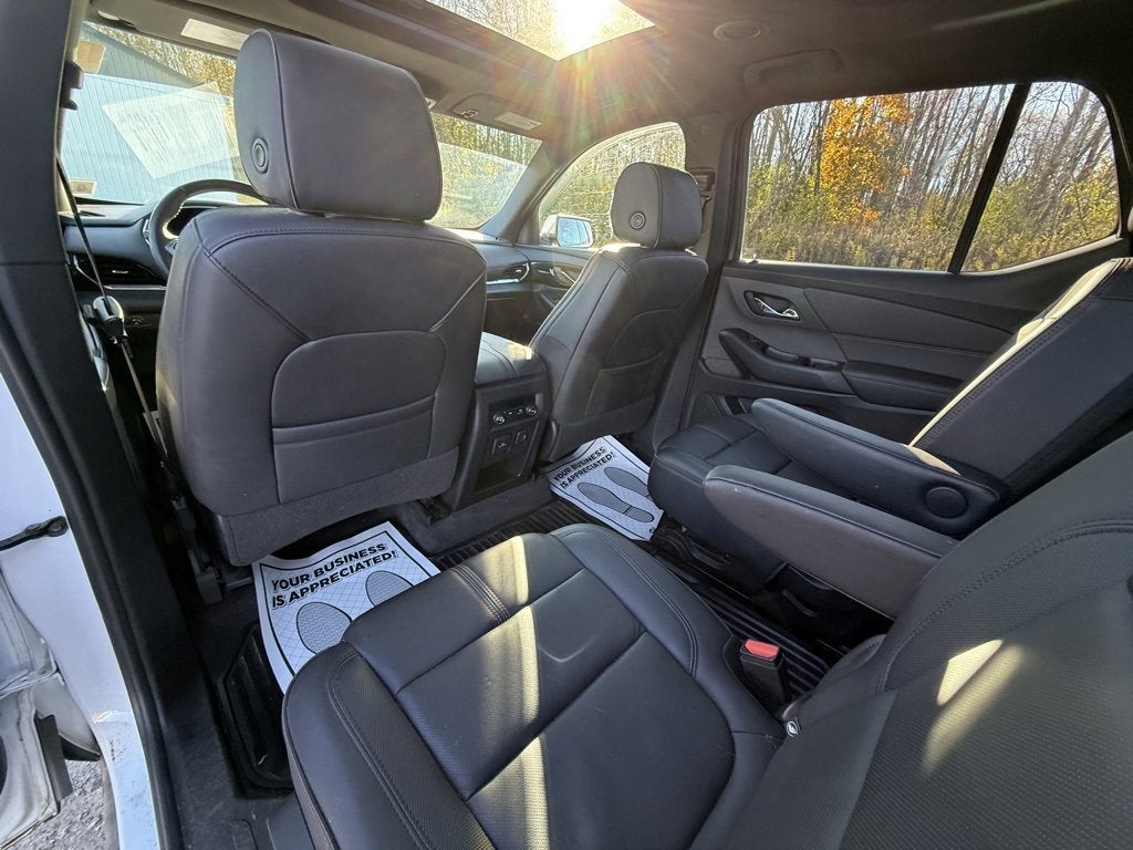 2023 Chevrolet Traverse RS