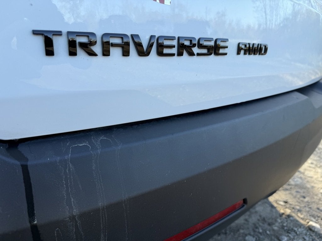 2023 Chevrolet Traverse RS