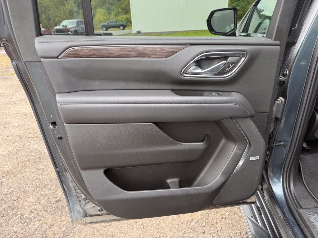 2021 Chevrolet Suburban LT