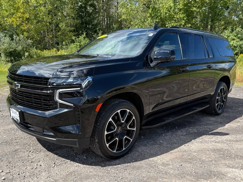 2023 Chevrolet Suburban RST