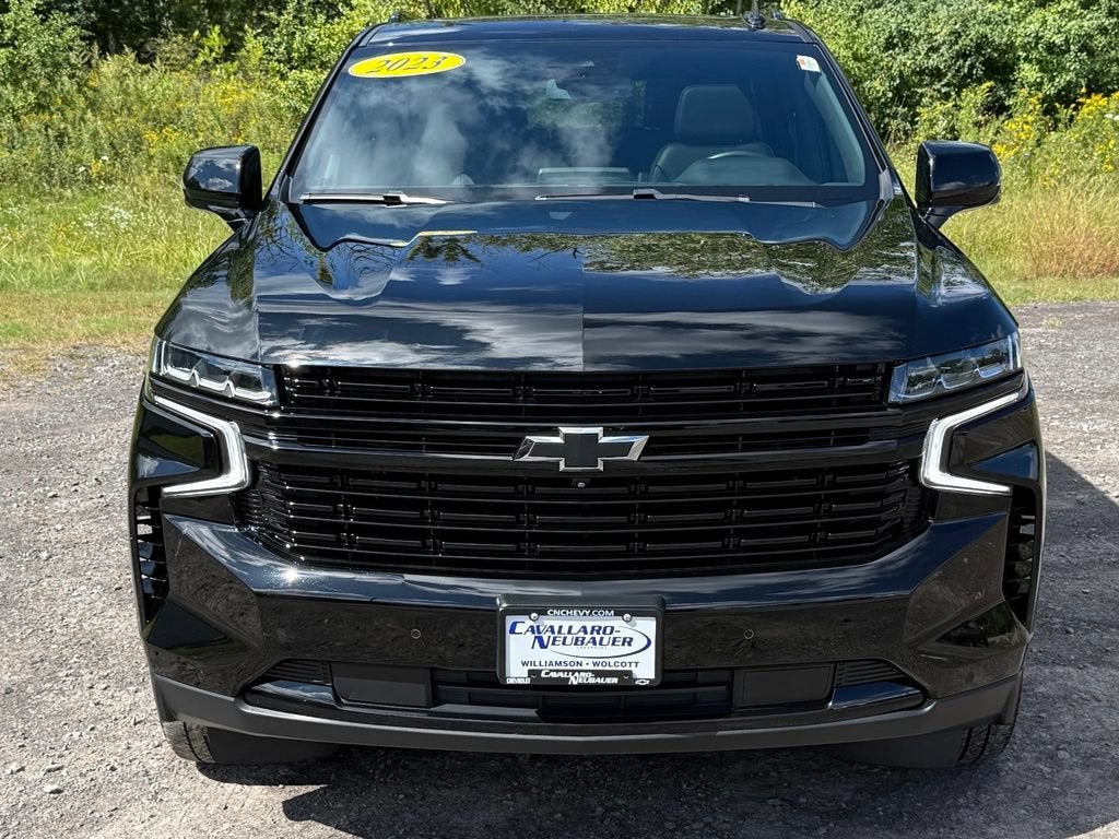 2023 Chevrolet Suburban RST