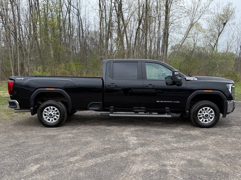 2024 GMC Sierra 2500 HD Pro