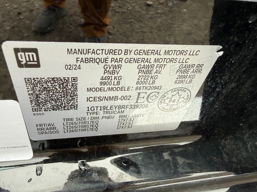 2024 GMC Sierra 2500 HD Pro