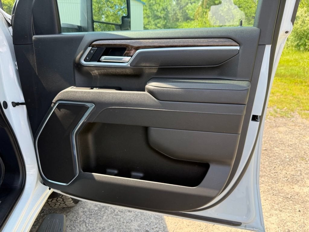 2025 GMC Sierra 2500 HD SLE