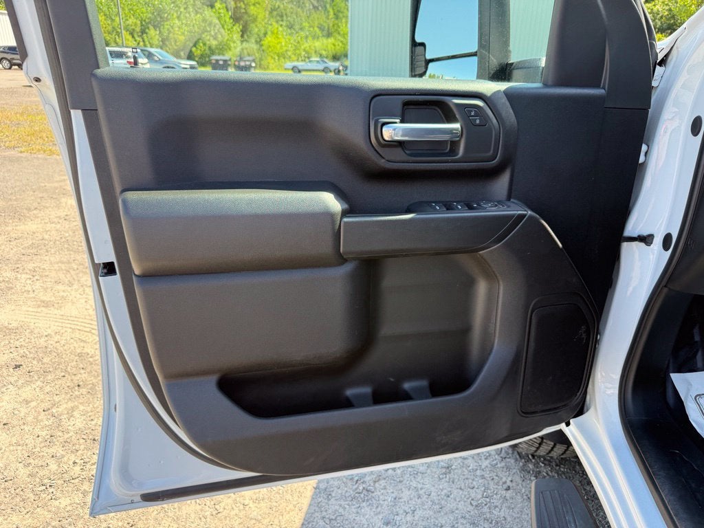 2024 GMC Sierra 2500 HD Pro