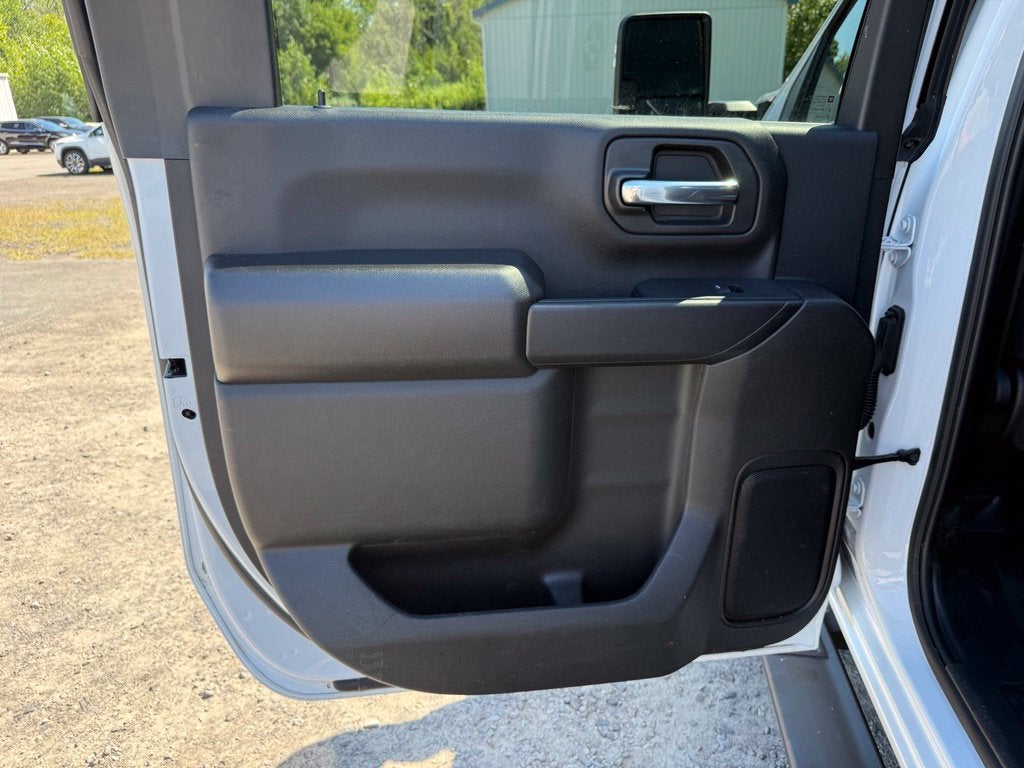 2024 GMC Sierra 2500 HD Pro